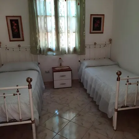 Chiara Villa