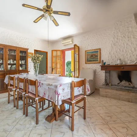 Chiara Villa *